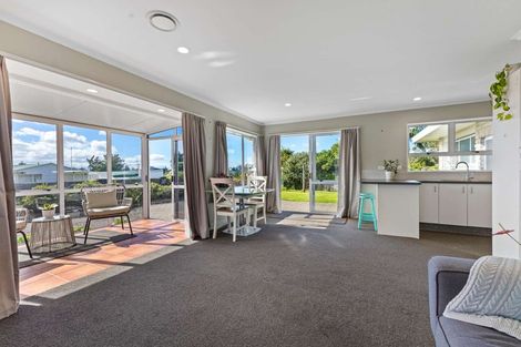 Photo of property in 7b Miro Street, Inglewood, 4330