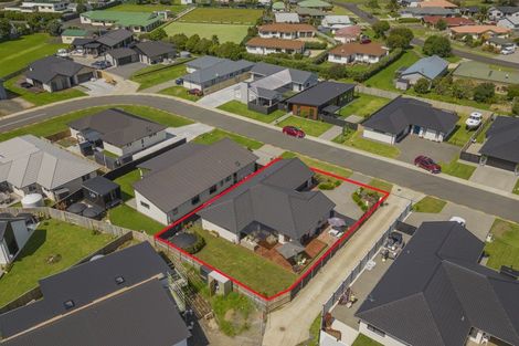 Photo of property in 8 Palm Drive, Whitianga, 3510