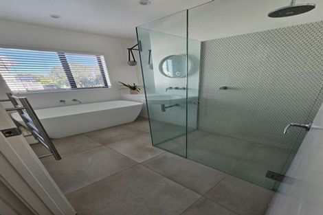 Photo of property in 2 Serene Place, Gulf Harbour, Whangaparaoa, 0930