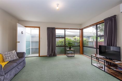 Photo of property in 2/2 Greenpark Street, Hoon Hay, Christchurch, 8025