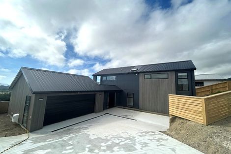 Photo of property in 96 Kotare Street, Waikanae, 5036
