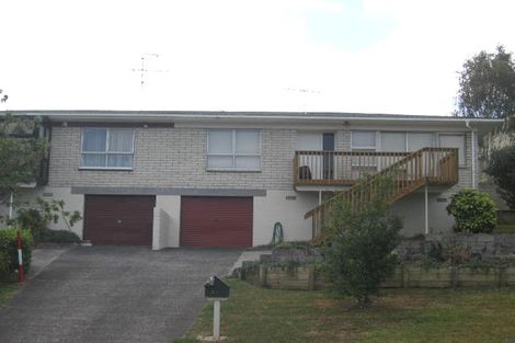 Photo of property in 2/12 Girrahween Drive, Totara Vale, Auckland, 0629