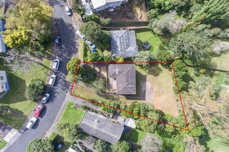 Photo of property in 9 Lysander Crescent, Beach Haven, Auckland, 0626