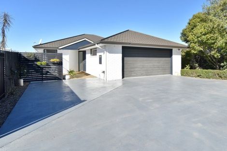 Photo of property in 10a Puhara Avenue, Parklands, Christchurch, 8083