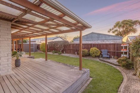 Photo of property in 113a Merrin Street, Avonhead, Christchurch, 8042