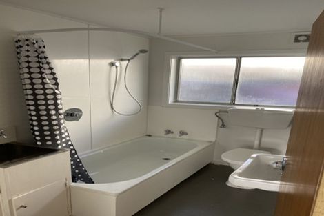 Photo of property in 9/8 Oxford Street, Tawa, Wellington, 5028