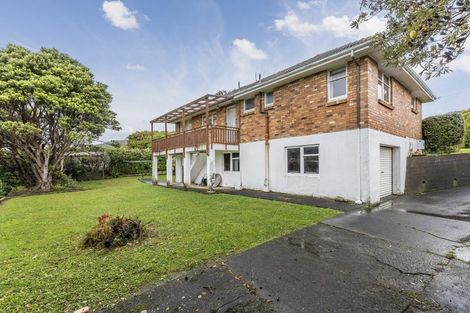 Photo of property in 5 Mascot Street, Tawa, Wellington, 5028