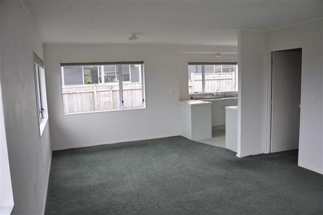 Photo of property in 58a Riversdale Drive, Merrilands, New Plymouth, 4312