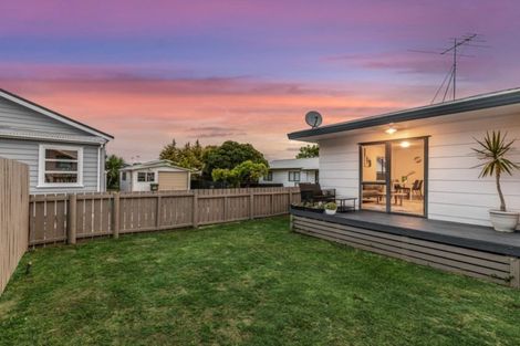 Photo of property in 2/56 Jellicoe Road, Manurewa, Auckland, 2102