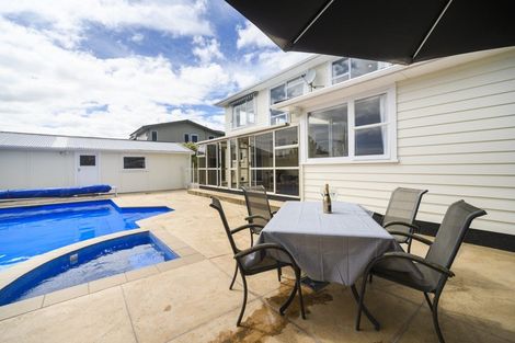 Photo of property in 107 Dittmer Drive, West End, Palmerston North, 4412