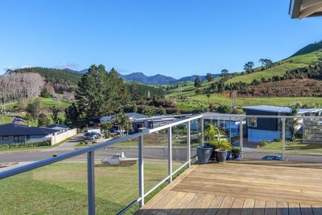 Photo of property in 121 Rangituia Street, Whangamata, 3691