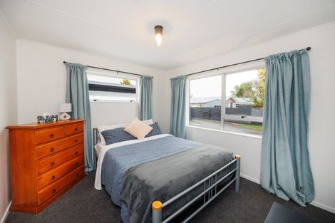 Photo of property in 12 Capri Place, Awapuni, Palmerston North, 4412