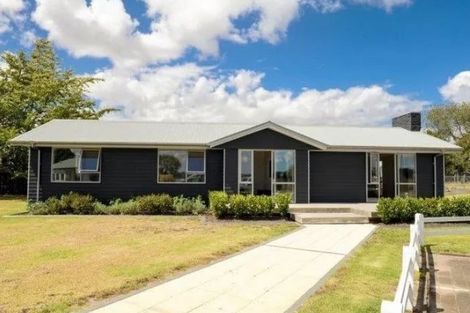 Photo of property in 19 Andrews Street, Foxton Beach, Foxton, 4815