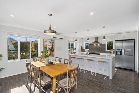 Photo of property in 328 Lakes Boulevard, Pyes Pa, Tauranga, 3112
