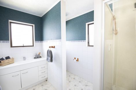 Photo of property in 12a Avenue Road, Greenmeadows, Napier, 4112