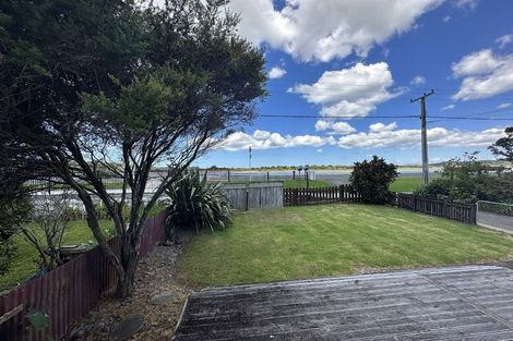 Photo of property in 1969 Ngunguru Road, Ngunguru, Whangarei, 0173