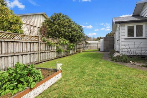 Photo of property in 3 Macmillan Street, Katikati, 3129