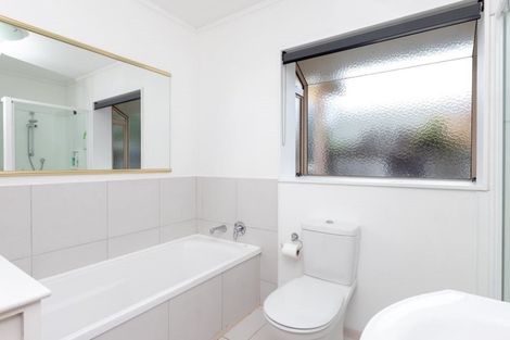 Photo of property in 215 Pukete Road, Pukete, Hamilton, 3200