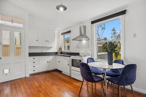 Photo of property in 23 Peel Street, Mornington, Dunedin, 9011