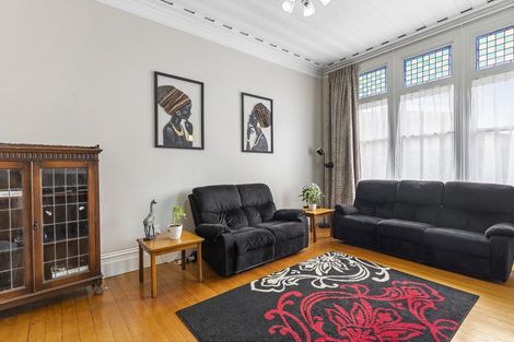 Photo of property in 140 Coronation Road, Mangere Bridge, Auckland, 2022