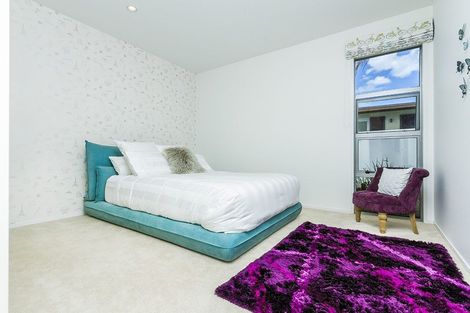 Photo of property in 117 Churchill Road, Rothesay Bay, Auckland, 0630