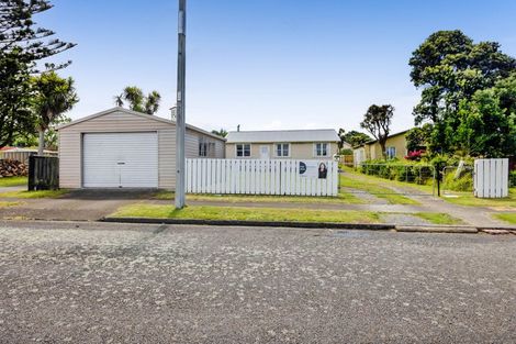 Photo of property in 4 Middlesex Street, Patea, 4520