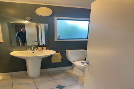 Photo of property in 2/166 Rangatira Road, Beach Haven, Auckland, 0626