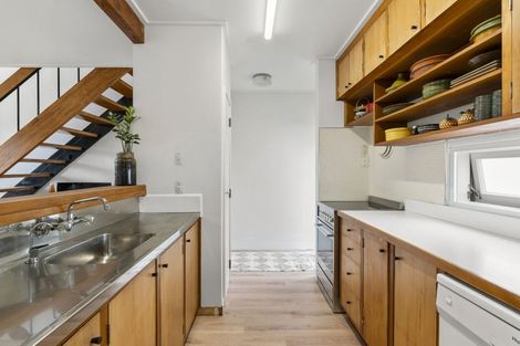 Photo of property in 4/14 Fowlds Avenue, Sandringham, Auckland, 1025