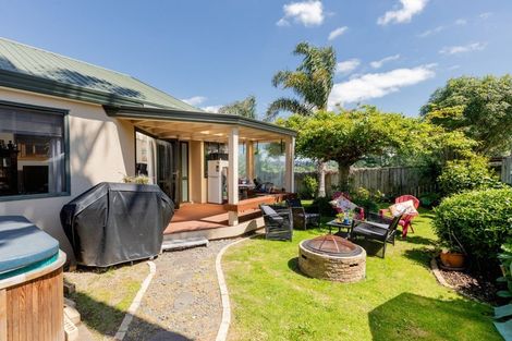 Photo of property in 15 Norwich Place, Bethlehem, Tauranga, 3110