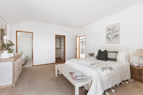 Photo of property in 233c Oceanbeach Road, Mount Maunganui, 3116