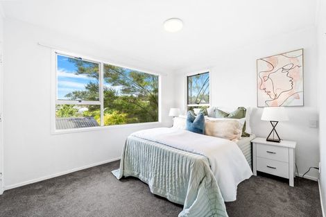 Photo of property in 11 Babington Place, Torbay, Auckland, 0630