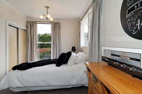 Photo of property in 10 Pasteur Place, New Windsor, Auckland, 0600