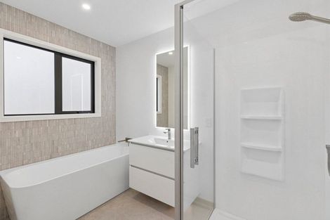 Photo of property in 6 Lake Mckay Drive, Luggate, 9382