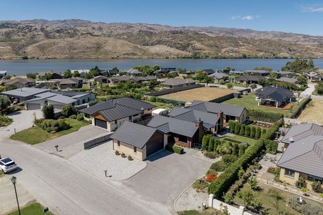 Photo of property in 12 Ethereal Crescent, Mount Pisa, Cromwell, 9383