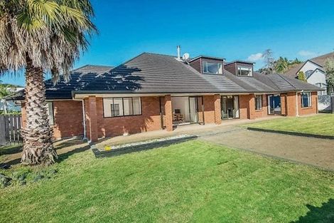 Photo of property in 79 Manor Park, Sunnyhills, Auckland, 2010