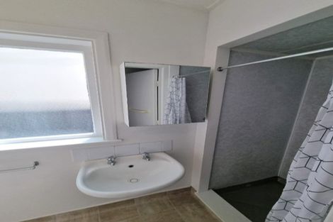 Photo of property in 80 Roxburgh Street, Mount Victoria, Wellington, 6011