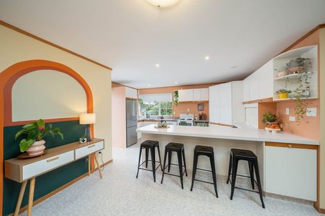 Photo of property in 10 Mallard Grove, Churton Park, Wellington, 6037