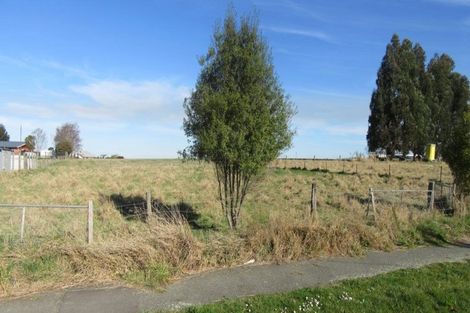 Photo of property in 69 Timaru Road, Waimate, 7924