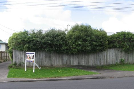 Photo of property in 2/163 Rathgar Road, Henderson, Auckland, 0610