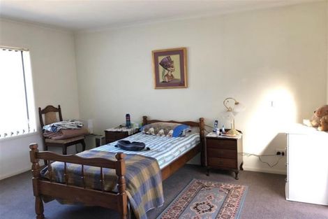 Photo of property in 15 Nier Place, East Tamaki Heights, Auckland, 2016