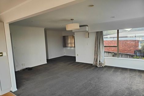 Photo of property in 1/61 Forrest Hill Road, Milford, Auckland, 0620