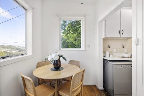 Photo of property in 19 Whaui Street, Vogeltown, Wellington, 6021