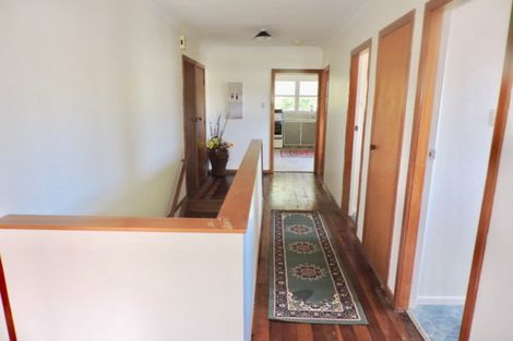 Photo of property in 89 Redwood Avenue, Tawa, Wellington, 5028