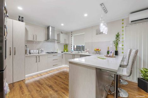 Photo of property in 47a Gloucester Road, Manurewa, Auckland, 2102