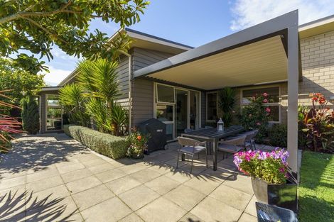 Photo of property in 3 Dunsford Close, Halswell, Christchurch, 8025