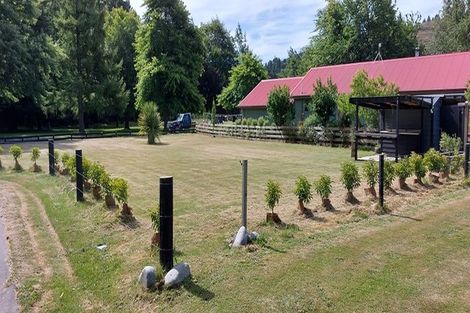 Photo of property in 7 Hart Place, Lake Coleridge, 7572