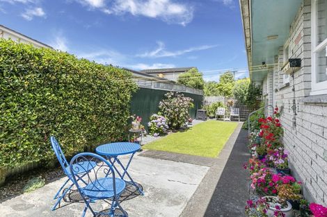 Photo of property in 2/135 Epuni Street, Epuni, Lower Hutt, 5011
