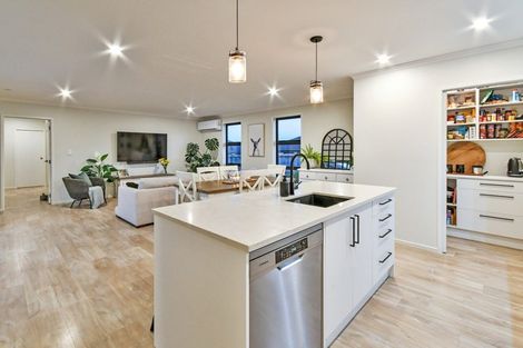 Photo of property in 24 Calder Crescent, Pokeno, 2402