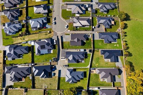 Photo of property in 37 Roxburgh Place, Tinwald, Ashburton, 7700