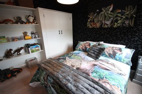 Photo of property in 15 Ake Ake Avenue, Hokowhitu, Palmerston North, 4410